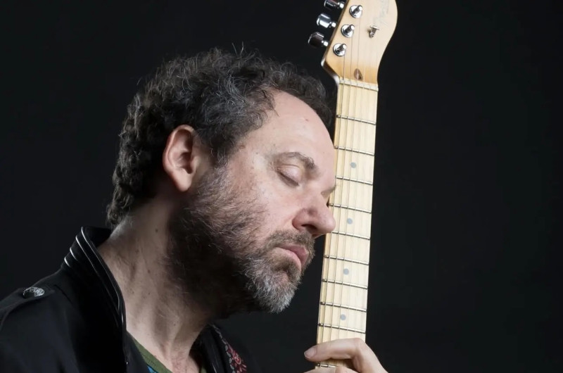 Alejandro Marcovich permanece en coma tras sufrir derrame cerebral