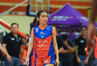 Estudiante de la UAT debuta con el Correbasket Femenil y hace historia