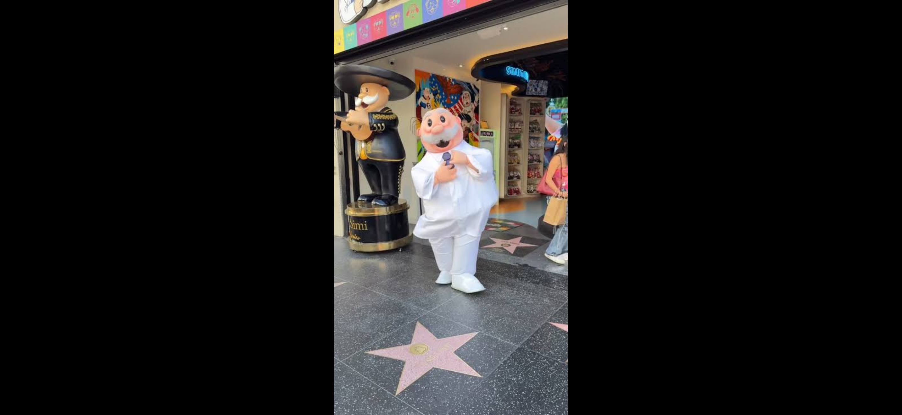 Dr. Simi llega a Hollywood con homenaje simbólico en el Paseo de la Fama