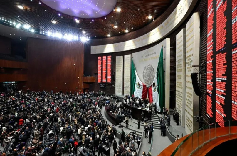 Aprueban Diputados reforma a jubilaciones, pasa a congresos locales