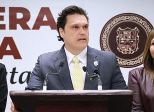 Alistan comparencias por glosa del Cuarto Informe de Gobierno