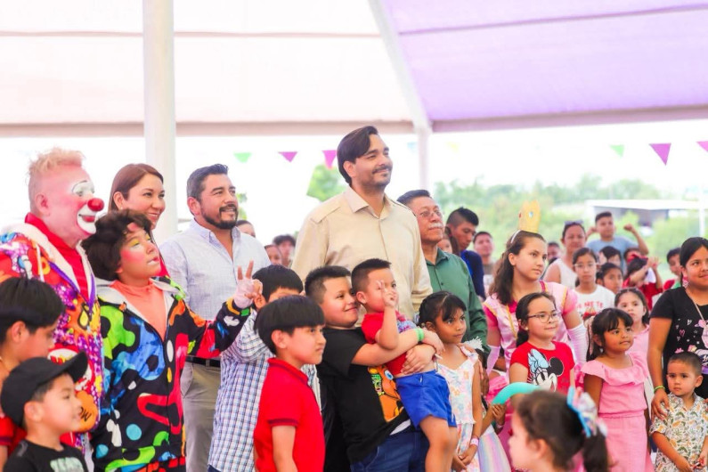 Festejó Carlos Peña Ortiz a niños y niñas reynosenses del mes de abril
