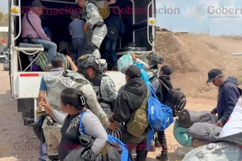 Familias desplazadas por violencia regresan a comunidades de Chilapa, Guerrero