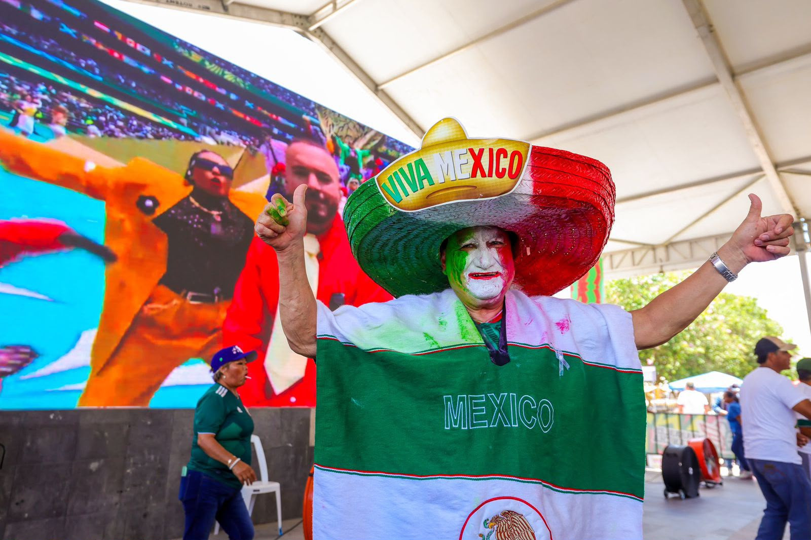 Compartieron emociones del Mundial de Futbol familias reynosenses en la plaza Miguel Hidalgo