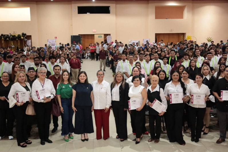 Concluyen 480 ciudadanos talleres de oficio impulsados por el Gobierno Municipal