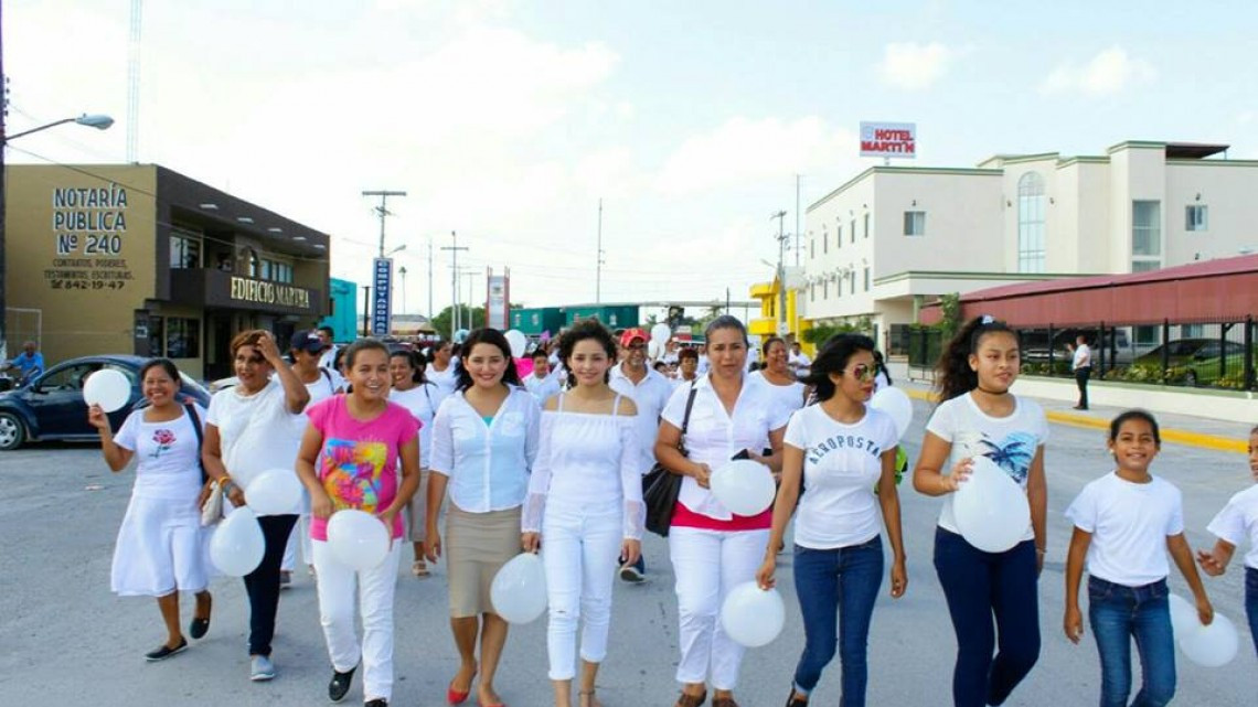 Realizan "Marcha Por La Paz"