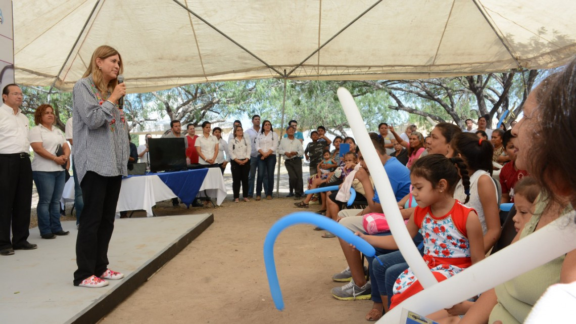 Encabeza Maki Brigada Médica Integral en colonia Actrices Mexicanas