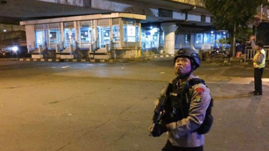 Dos explosiones en terminal de transportes de Yakarta deja varios heridos