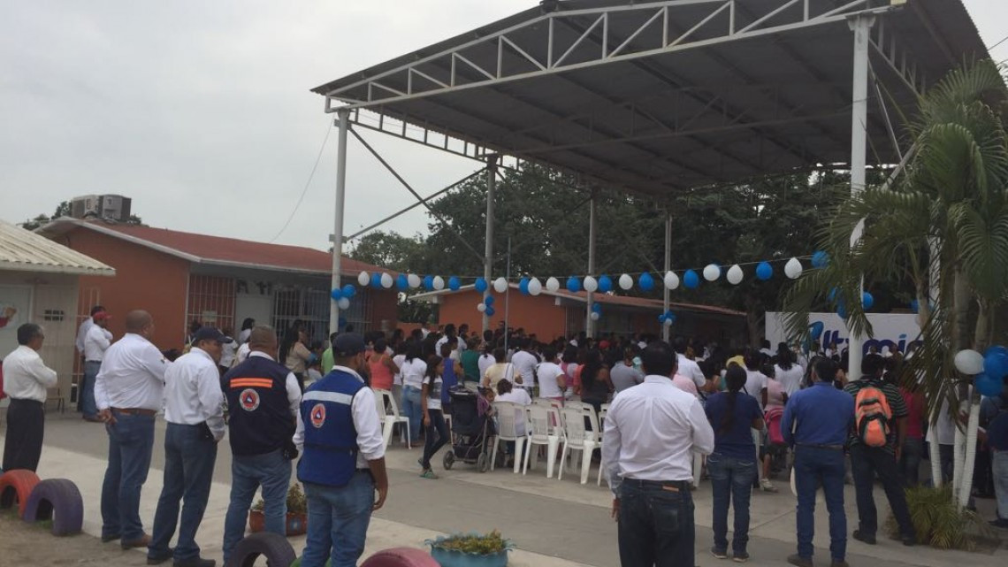 Realiza programa de mantenimiento a escuelas 