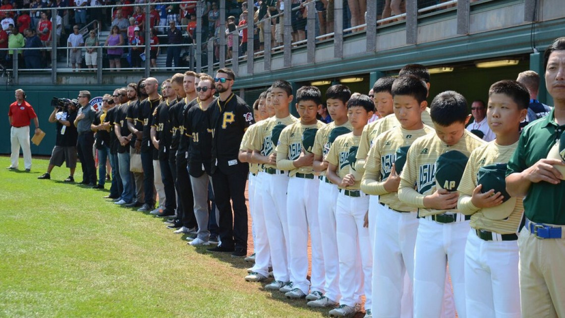 Piratas y Cardenales conviven con jugadores de Ligas Pequeñas
