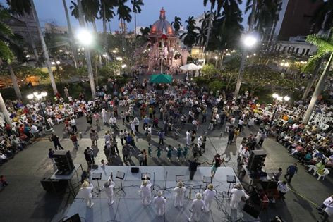 Con gran éxito se presenta la "Danzonera la Playa de Veracruz" en Tampico