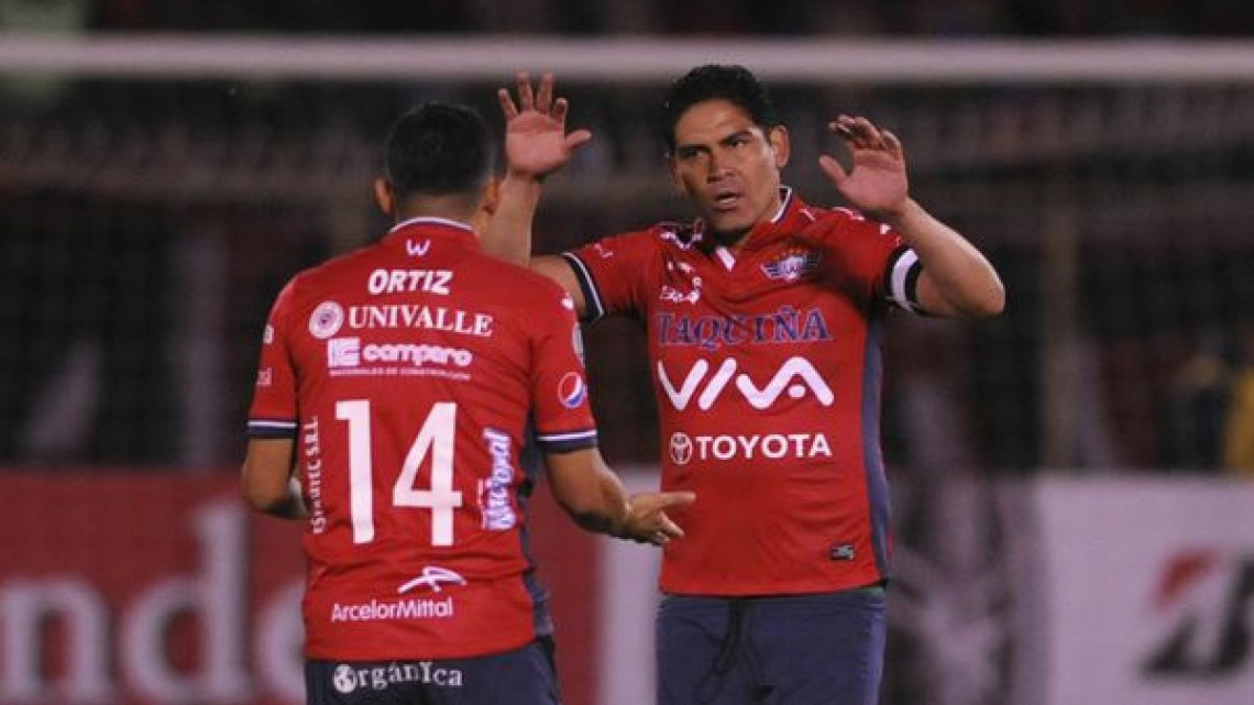 Wilstermann vence a River 3-0