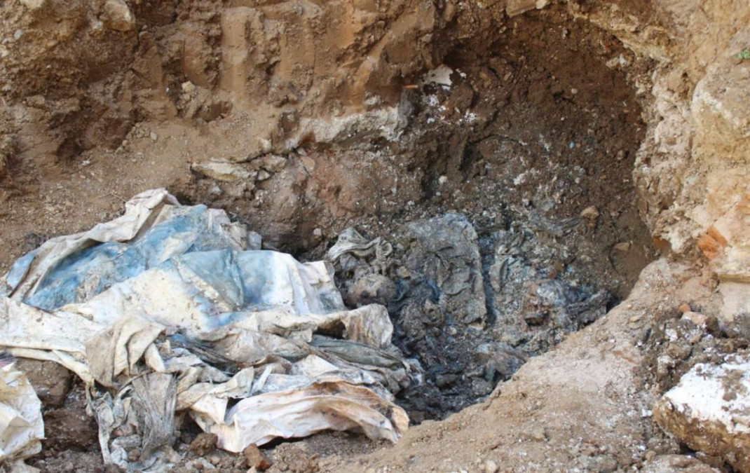 Investiga Fiscalía fosa común hallada en prisión de Venezuela