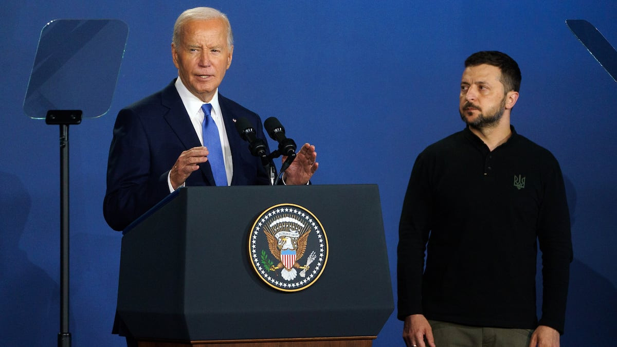 Biden presenta por error a Zelenski como 