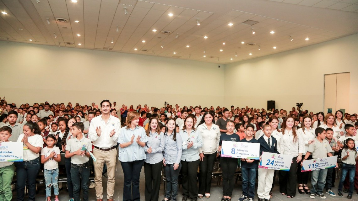 Trabajan DIF municipal y estatal en apoyo a menores y adolescentes