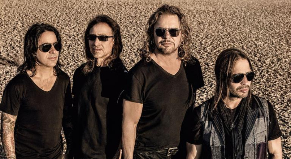 Maná busca otorgar becas estudiantes latinos en EU