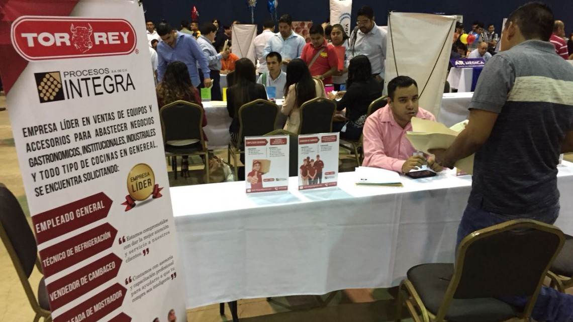 Asisten más de 5 mil personas a 3a. Feria del Empleo en Tampico