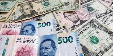 Peso mexicano se fortalece y precio del dólar baja a 19.50 hoy 23 de abril