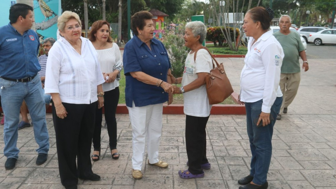 Festeja gobierno municipal y DIF Tampico a adultos mayores