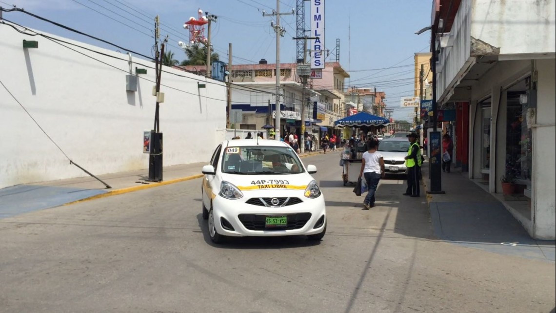 Elaboran censo de unidades y operadores del transporte público
