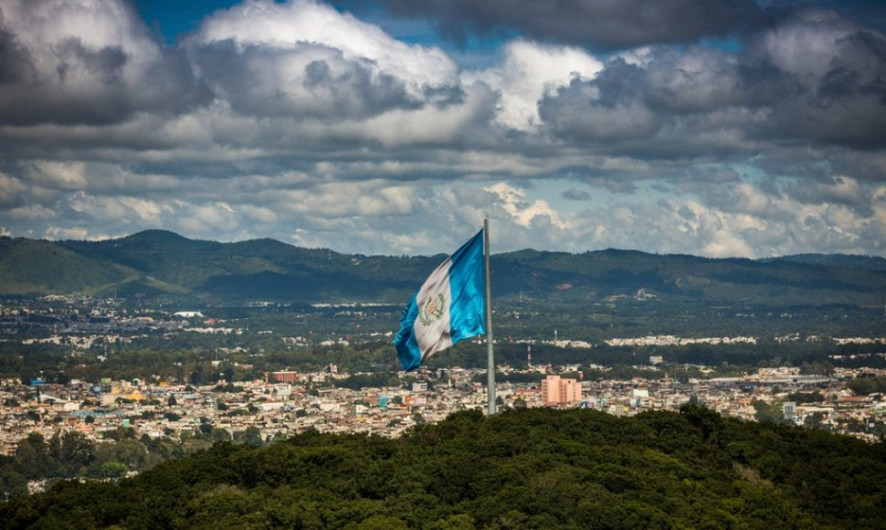 Guatemala acoge con polémica a barco abortista en su primera visita a América