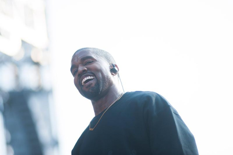 Kanye West va lanzará dos nuevos álbumes en junio