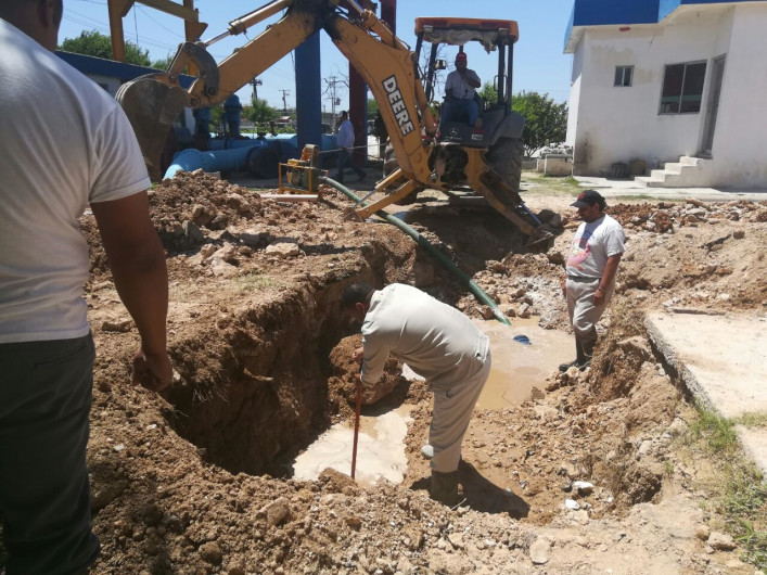 Comapa trabaja en planta Pastor Lozano para restablecer servicio