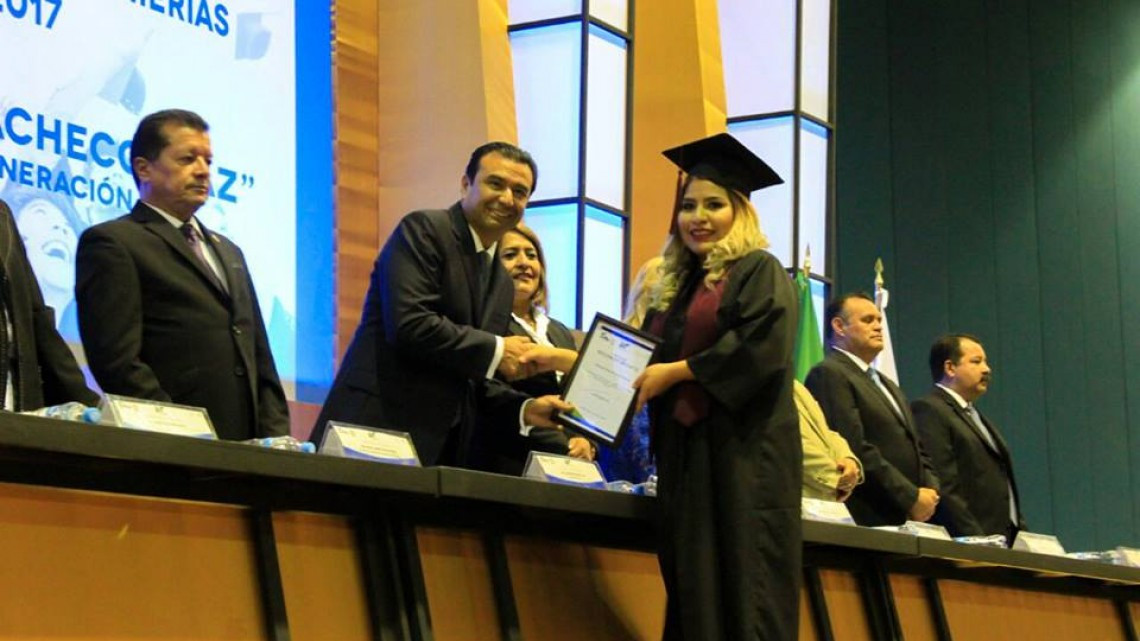 Alcaldesa felicita a la XIII Generación de Ingeniería de la UT