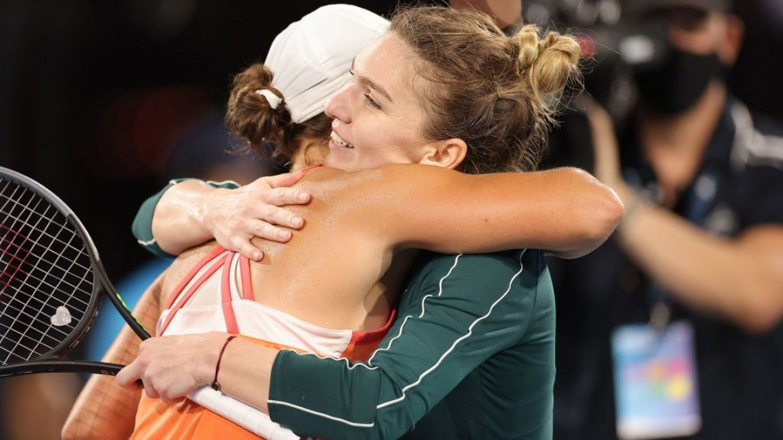 Australia retoma partido de tenis al estilo de la nueva normalidad