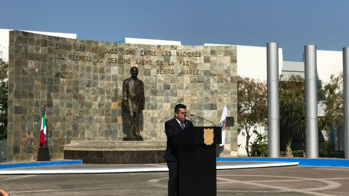 Recuerdan a Benito Juárez en el 212 aniversario de su natalicio