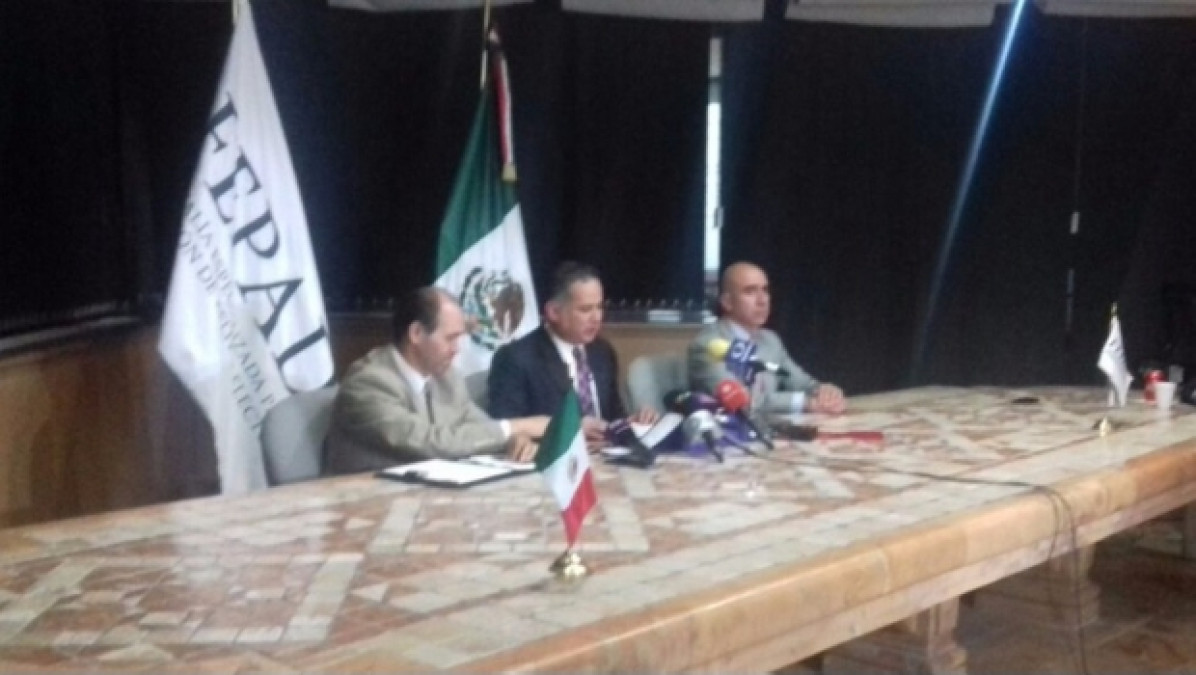 Tiene César Duarte orden de aprehensión