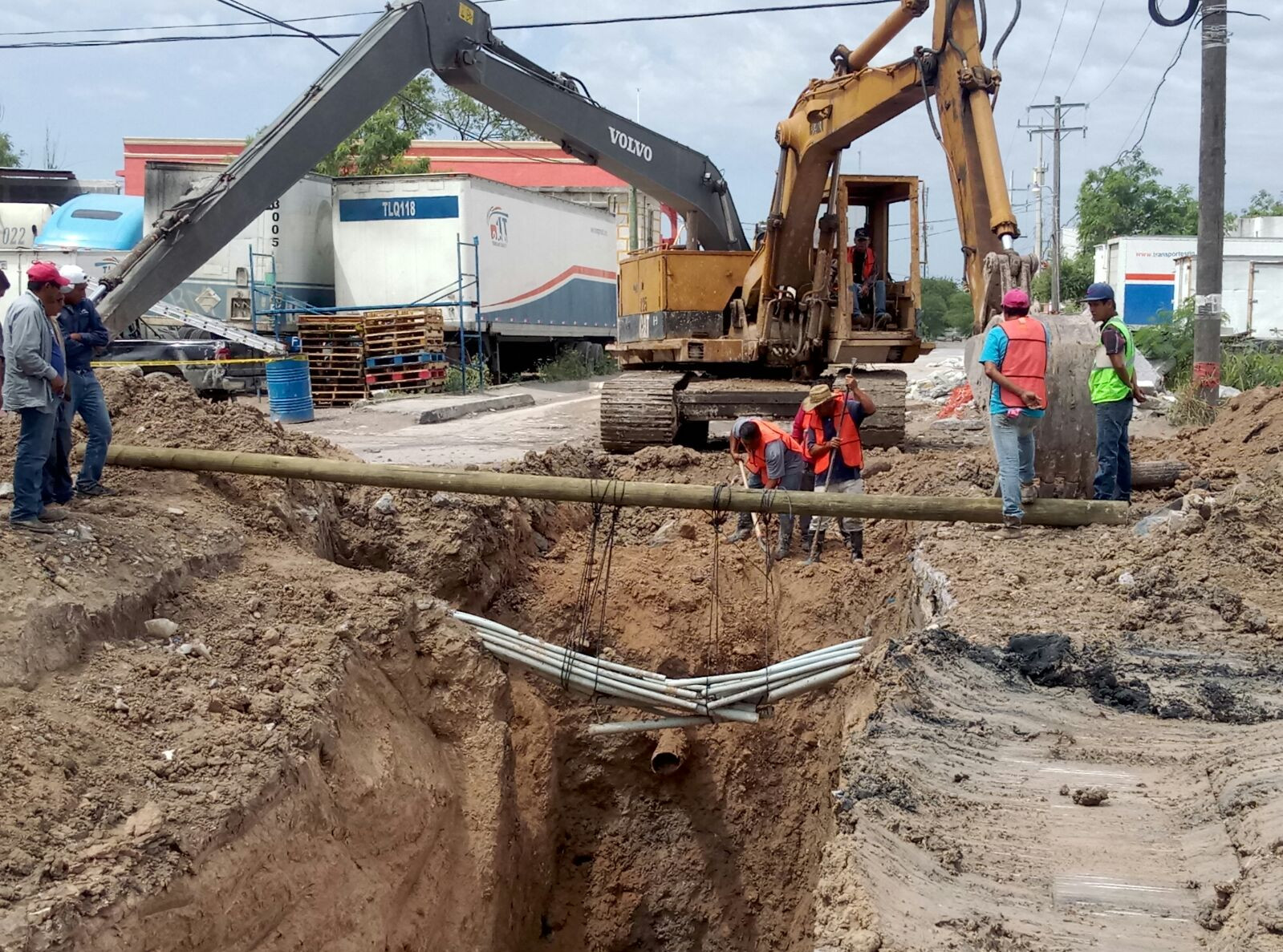 Realiza Comapa introducción de tubería