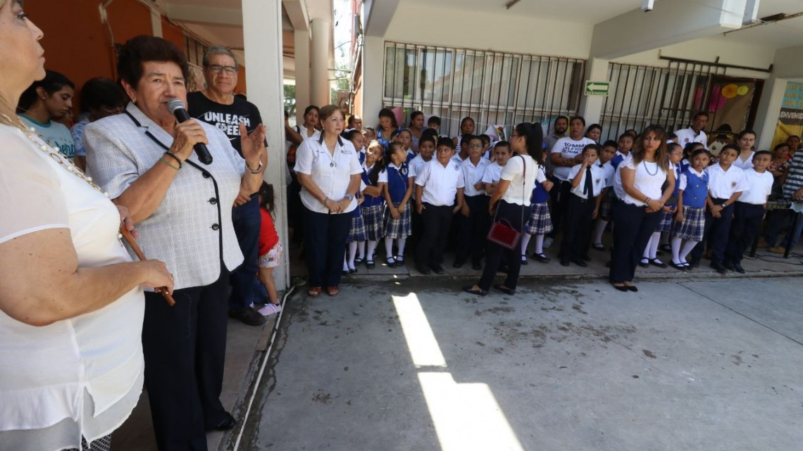 Concluye Peraza Guerra administración entregando obras ala población 