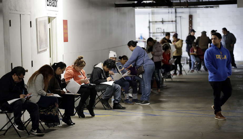Aumentan las solicitudes de apoyo por desempleo en Texas 