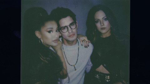Ariana Grande reunió a sus amigos de 'Victorious' en el escenario
