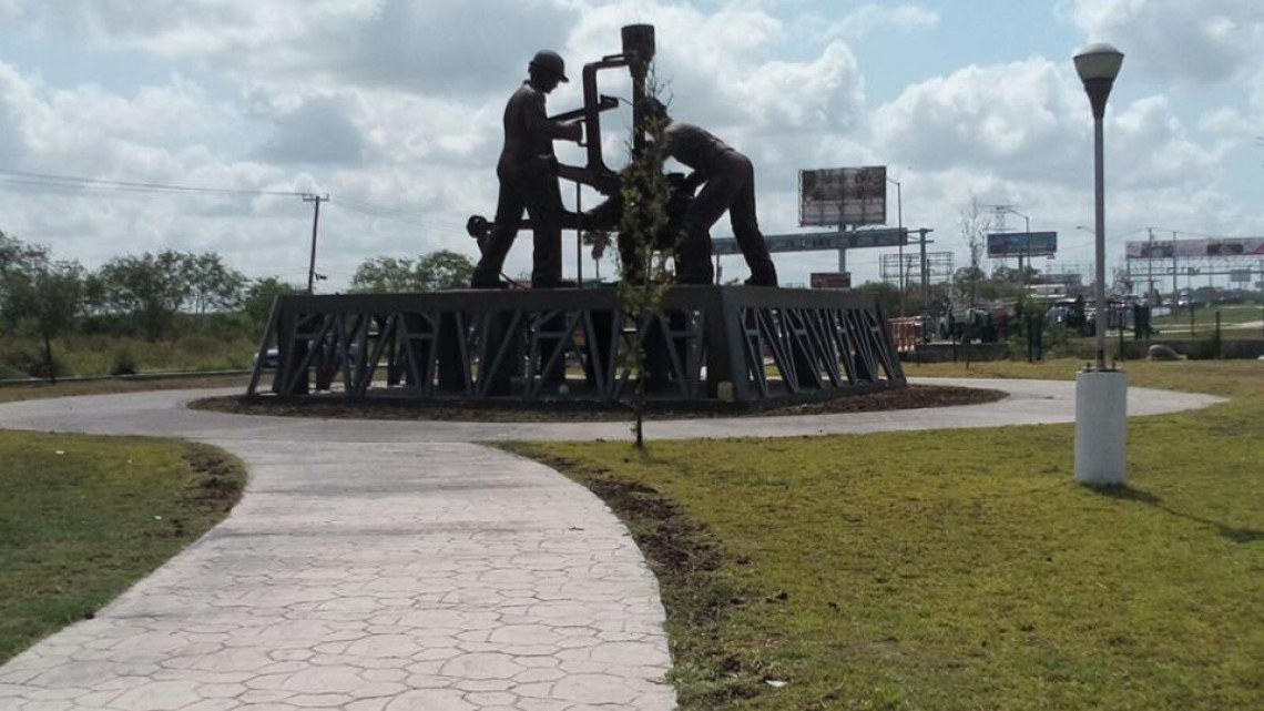 Realizan limpieza en principales zonas de la ciudad