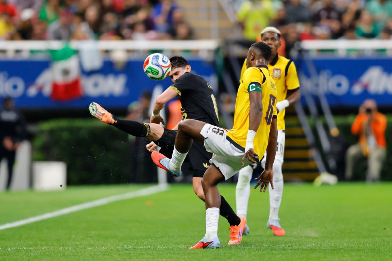 México iguala ante Ecuador y sigue sin convencer rumbo al Mundial