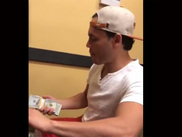 Presume Chávez Jr. su fortuna al estilo Mayweather 