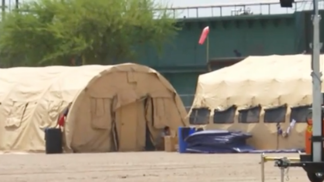 McAllen responde al aumento de migrantes con refugios de emergencia temporales