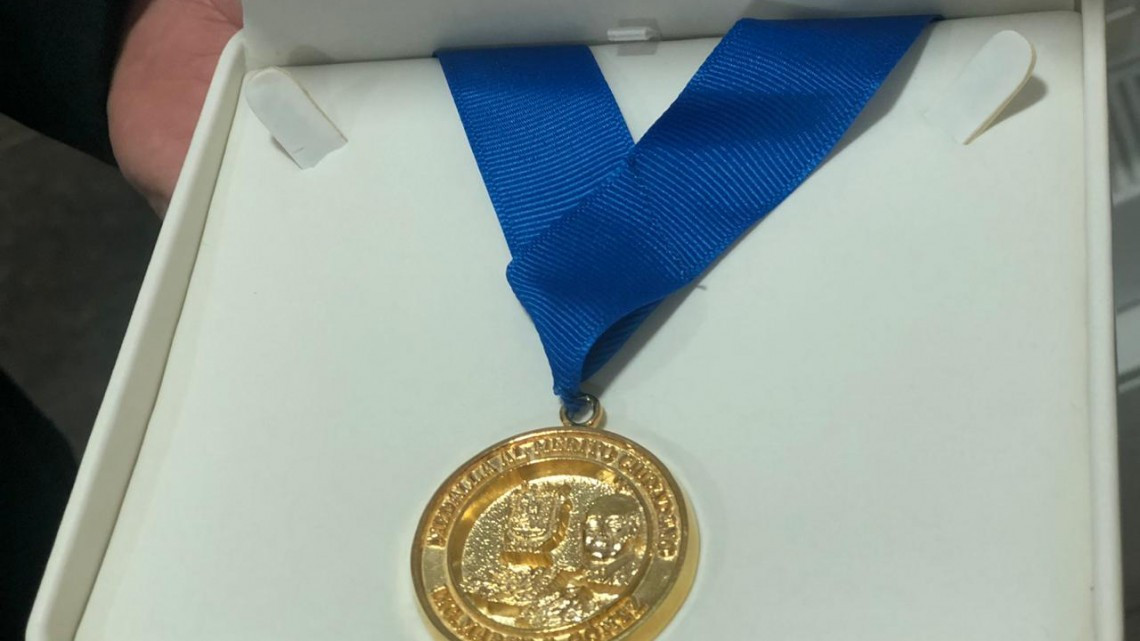 Reciben medalla al Mérito Ciudadano 'Marte R. Gómez'