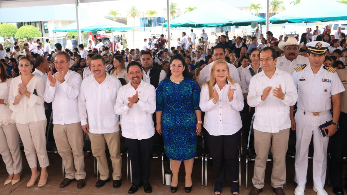 Andrés Zorrilla Moreno, asiste a la a ceremonia del 188 aniversario de la Victoria de Tampico