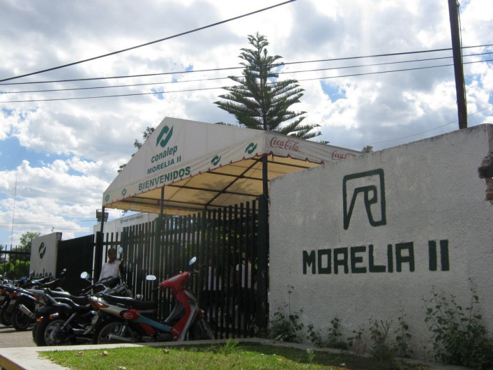 Inician investigaciones de homicidio en escuela de Michoacán