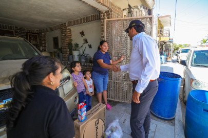 Entregó Carlos Peña Ortiz beneficios en jornada dominical