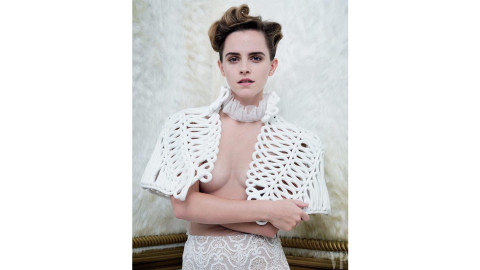 Emma Watson posa en topless para portada de revista