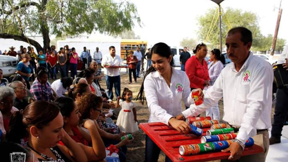 Ayuntamiento festeja a madres de Aquiles Serdán