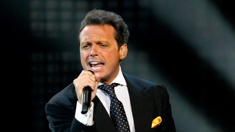 Luis Miguel recibe una nueva demanda ahora por ex manager