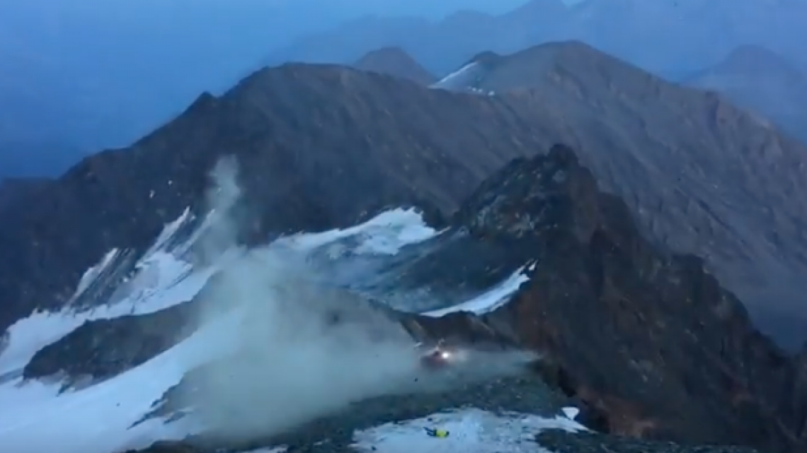 Helicóptero se estrella durante rescate 