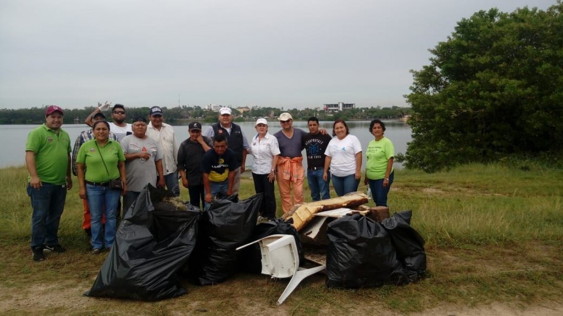 Sacan a diario de canales pluviales 80 toneladas de basura
