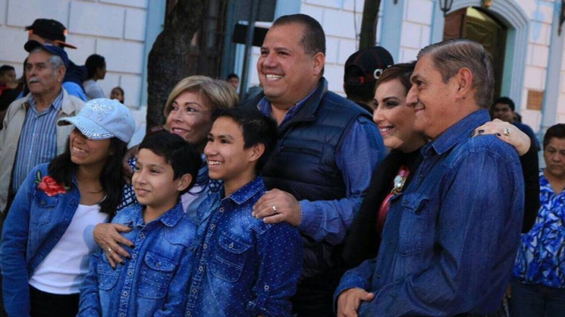 Realizan evento de partido de Rosca