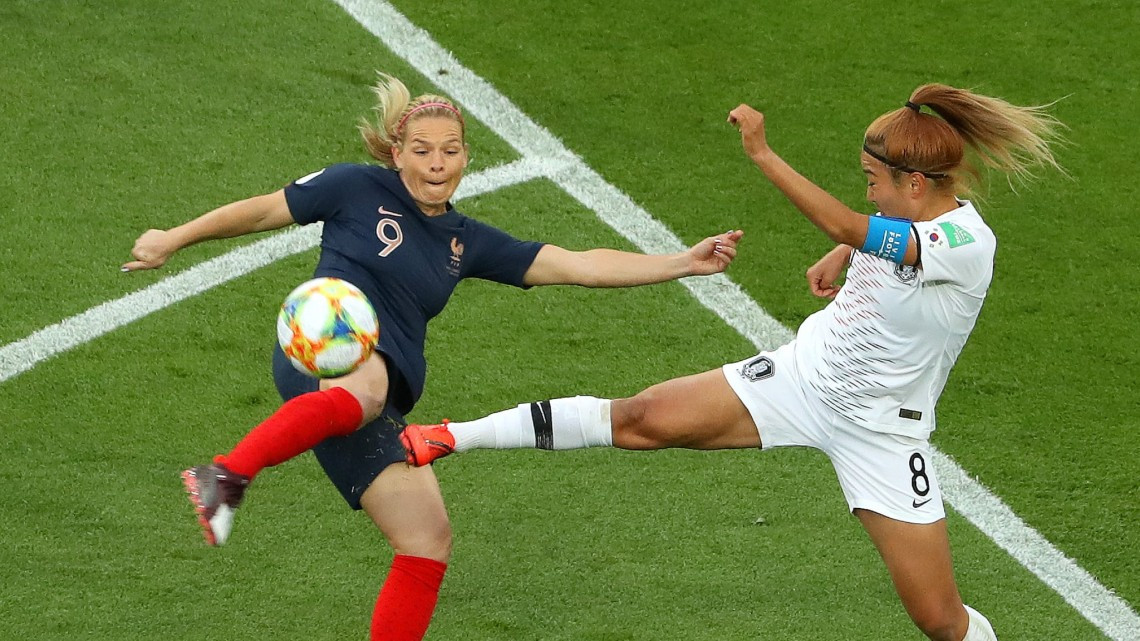 Francia debuta con goleada sobre Corea del Sur